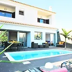 Waikiki By Algarve Vacation