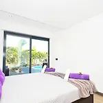 빌라 Waikiki By Algarve Vacation