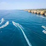 Waikiki By Algarve Vacation *