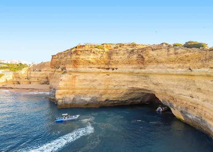 Waikiki By Algarve Vacation